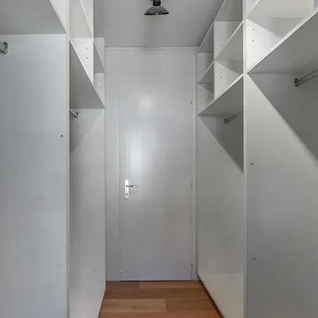 Apartment Bon-port Luxury - Lakefront *