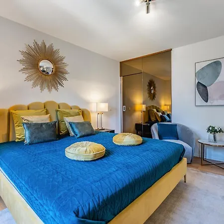 Apartment Bon-port Luxury - Lakefront *