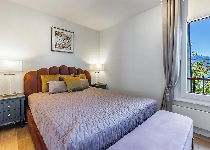 Bon-port Luxury - Lakefront *